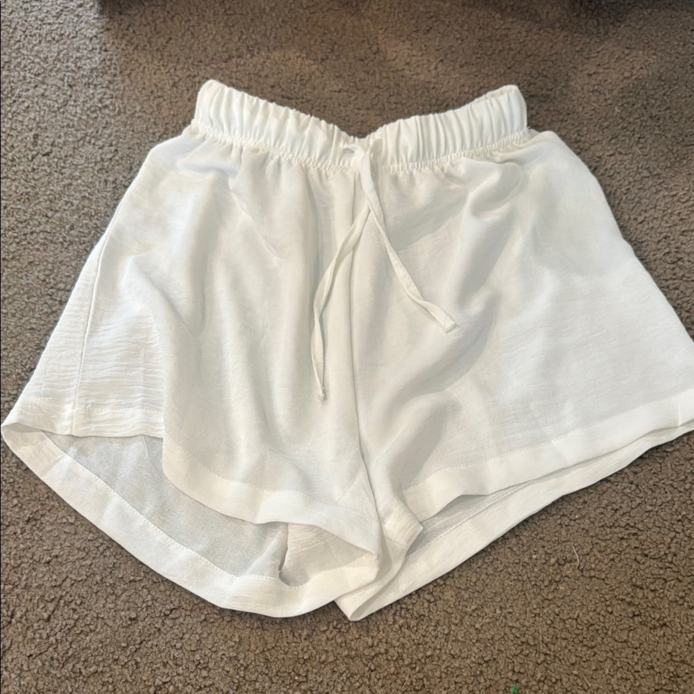 SHEIN White Athletic Shorts with Elastic Waistband